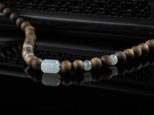 XY0156沉香+冰种翡翠福瓜挂坠 商品图7