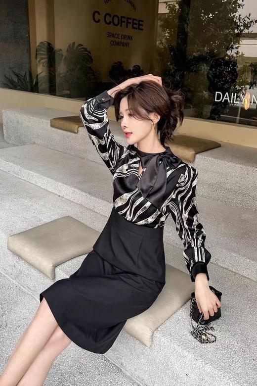 ELLA JADE 艺术印花光泽感收腰连衣裙 19835 商品图3