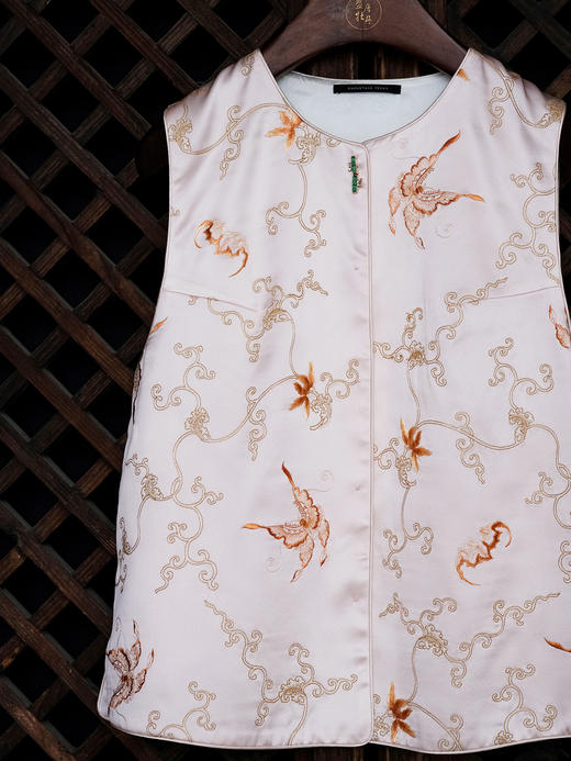 盛唐牡丹| 粉凤仙缠枝福蝶真丝马甲 商品图1