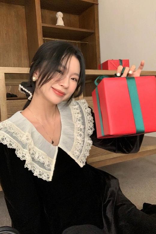 ELLA JADE 精致优雅蕾丝领丝绒连衣裙 19807 商品图3