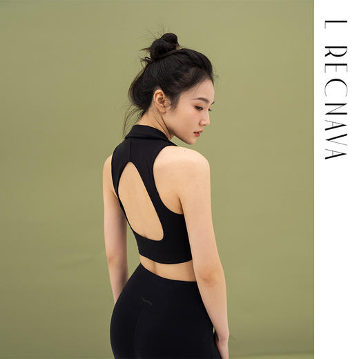 L RECNAVA 宽肩带翻领+深V运动文胸 性感形体瑜伽健身短款背心 可拆卸胸垫 副乳友好 商品图6