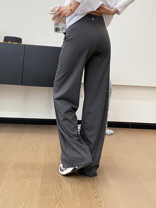 点此购买 lulu露露Throwback Still女士裸感抽绳运动阔腿裤 zc 312400 商品图8