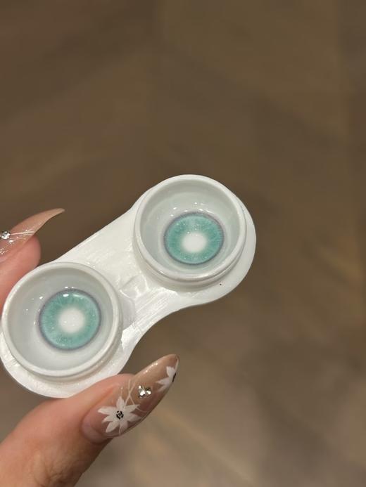 Hot Girls  七秒金鱼 半年抛 两片 14.5mm 参考着色 14.0mm 基弧 8.5 含水 40% 新锐国货 商品图4