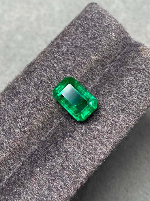 4.43ct刻面祖母绿裸石 商品图2