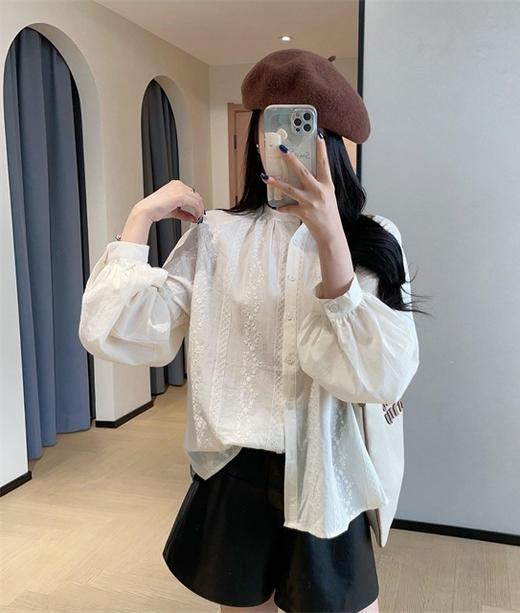 法式温柔刺绣小灯笼袖纯棉衬衫 商品图2