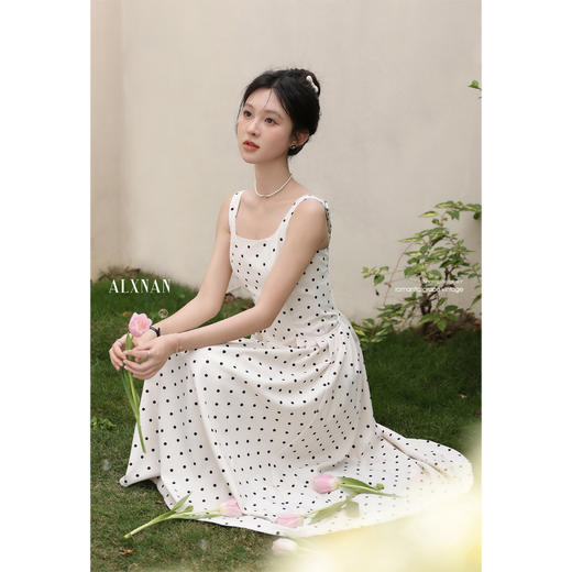 鹿向南「南法雅韵」法式波点连衣裙女夏收腰杏色吊带裙气质长裙子L53712 商品图1