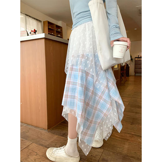 <曾小咸推荐>不规则蕾丝拼接格子半身裙 商品图0