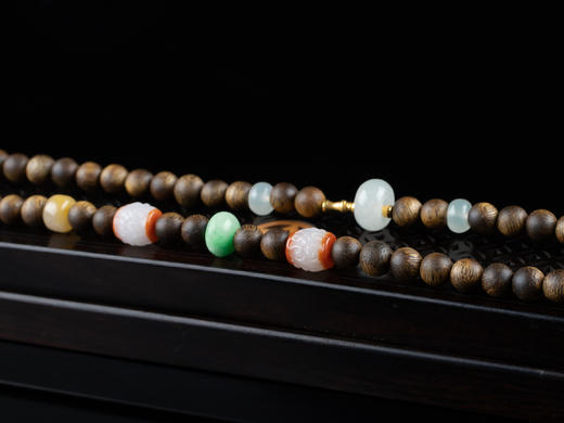 XY0155沉香+翡翠紫罗兰寿桃挂坠 商品图8