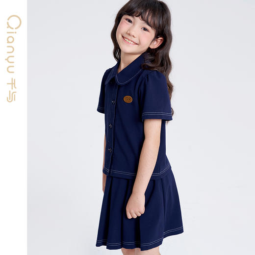 笛莎千与2025夏季新款女童时尚学院风短袖百褶裙套装 商品图3