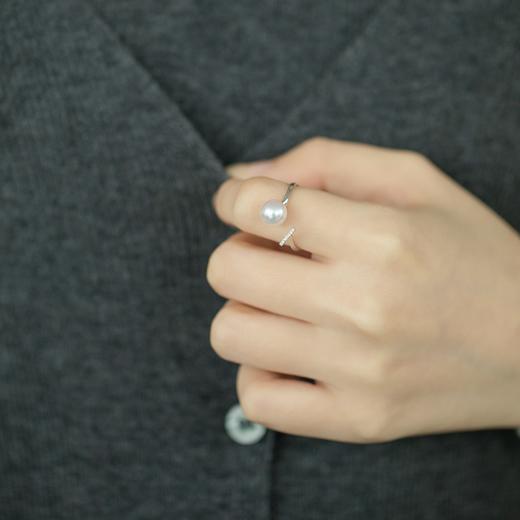 阮仕珍珠 海之泪系列G18K金日本akoya珍珠戒指 7.5-8mm  正圆 无瑕 极强光 商品图0