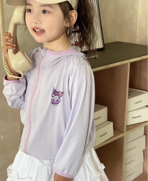 🏆今天就给妈妈们推荐1件防晒装备！🆙【儿童冰爽凉感卡通趣味变光防晒服5062】 🔥防晒、凉感、超薄透气又好看，✨优秀的儿童防晒衣原来是这样的！ 商品图2