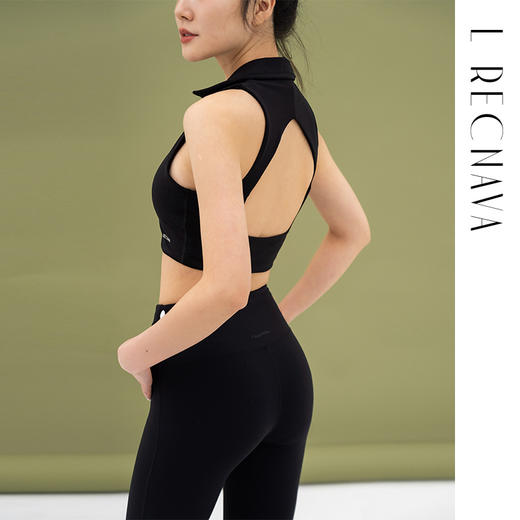 L RECNAVA 宽肩带翻领+深V运动文胸 性感形体瑜伽健身短款背心 可拆卸胸垫 副乳友好 商品图5