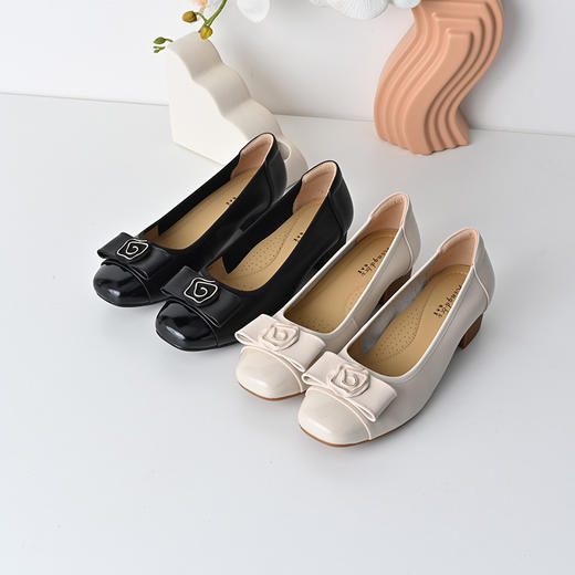 经典鲨2025年春季新品百搭圆头中粗跟浅口一脚蹬通勤单鞋女KG383-517021 商品图1