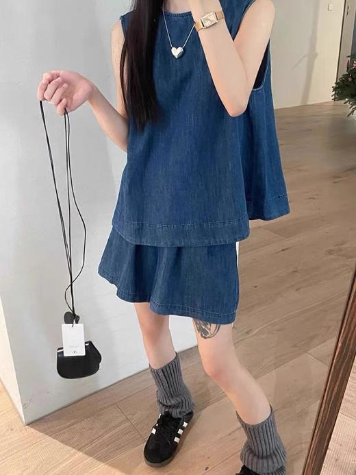 【新款仿牛仔背心套装】夏季 韩系显瘦无袖上衣 松紧腰短裤两件套 商品图3