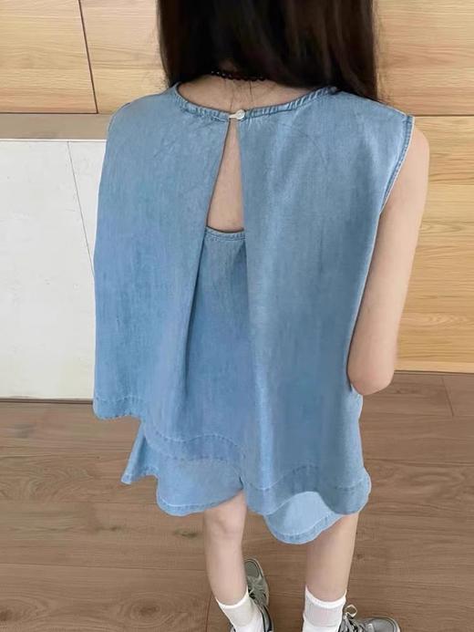 【新款仿牛仔背心套装】夏季 韩系显瘦无袖上衣 松紧腰短裤两件套 商品图2