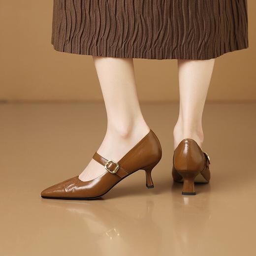 【预售5天】温柔气质皱褶面软皮粗跟简约尖头中跟通勤女单鞋HY&H3612 商品图2