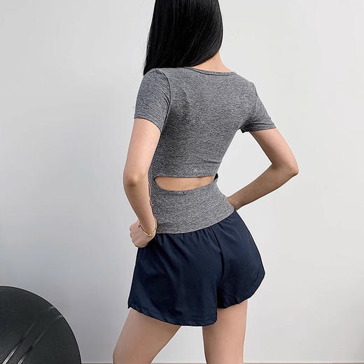 【3~5天发货】跃牌【美度空间】系列 圆领裸感修身显瘦运动T恤高级感后腰镂空瑜伽短袖ADTX52016 商品图1