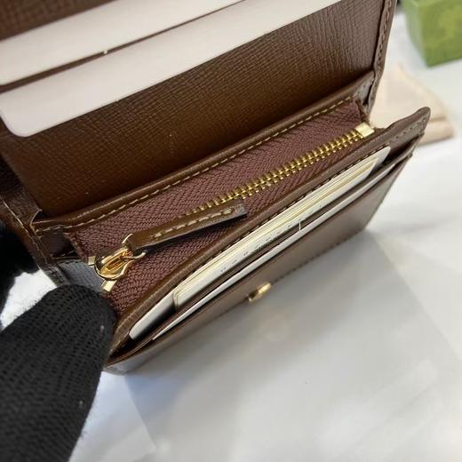 GUCC*古家 Horsebit 1955 复古金扣马衔扣老花Logo拉链开合 帆布拼皮 卡包钱包 常规 女款 乌木色/棕色（CB） 商品图6