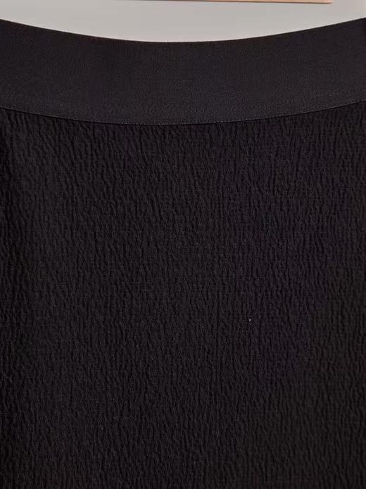 12.12【清仓】NO退 潮牌清仓价-春款茧型肌理泡泡休闲半裙-喜出 商品图3