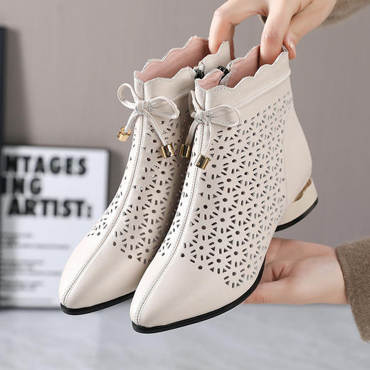 雀说真皮女靴复古镂空女鞋中粗跟妈妈鞋高帮打孔牛皮洞洞凉鞋AL3287 商品图0
