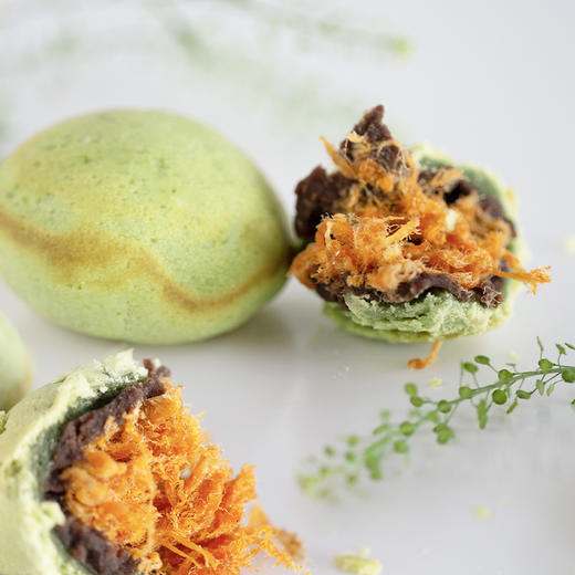 全国配送｜春日限定「糯糯青青酥」红豆松松味（原味版）&（微辣版）曲奇烧礼盒 商品图3