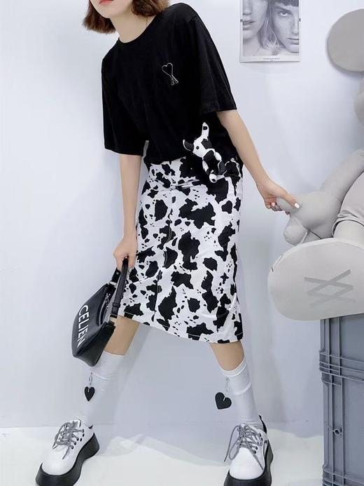 年中清仓- 潮牌清仓价-1667奶牛款品质半裙-喜出 商品图2