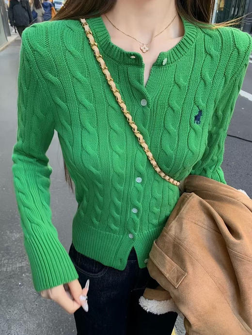 针织开衫。5️⃣色：米白、绿色、粉兰、粉红色、藏蓝色 商品图0