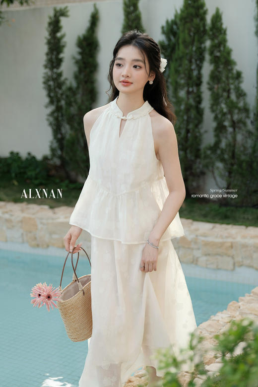 鹿向南「玉兰初雪」法式挂脖连衣裙女夏无袖度假两件气质长裙子 商品图5