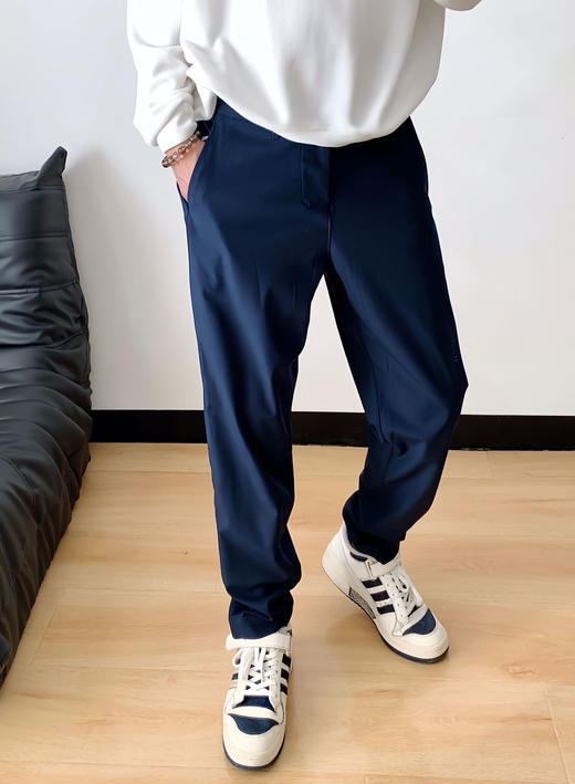 男士必入！官网💰1080【lu家30L *Warpstreme男士经典休闲裤西裤】3色可选！标牌齐全❗️蕞热卖的经典版型，日常/休闲/通勤都好穿！✅面料质感，柔软又紧实！裆部立体剪裁，0束缚！ 商品图10
