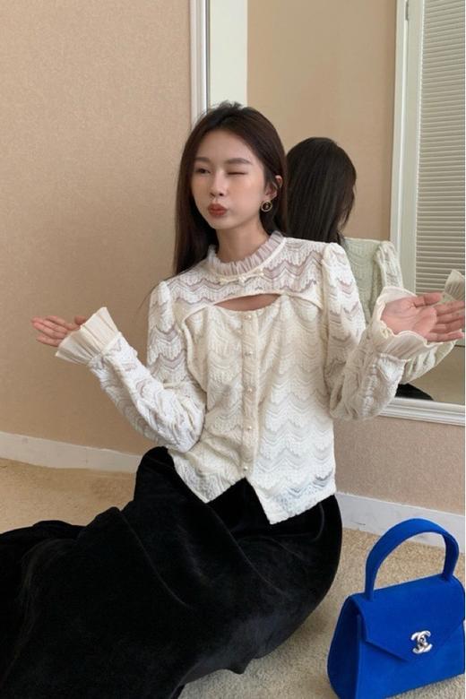 ELLA JADE 甜美米色花边领蕾丝钩花上衣 19786 商品图1