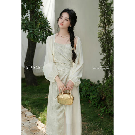 【65折秒杀】鹿向南「青青子衿」修身上衣 商品图1