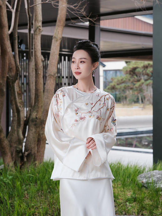 盛唐牡丹| 海棠花开手推绣真丝上衣 商品图9