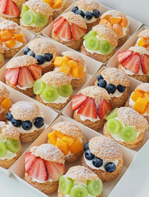 【郊游野餐首选】春天的风刮到了泡芙上  一盒四种口味随季节更换水果（手工泡芙  非预拌粉制作)满128送货 商品图2