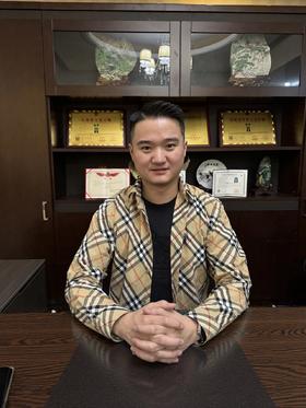 别再乱买翡翠了 ，加了微信才知道，花了很多冤枉钱！