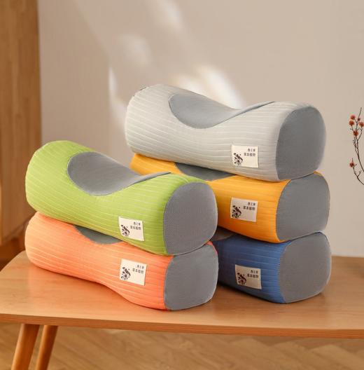 ⚕馆里受欢迎的【荞麦枕头】后脑勺再也不怕悬空了家用护颈枕 🔺填充来自大凉山荞麦壳，天然又健康 套可轻松拆卸，双层设计，隐形拉链 商品图0