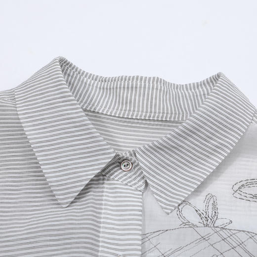 谜底衬衫七分袖女2025夏季新品通勤条纹绣花宽松H型衬衣252MC0570 商品图3