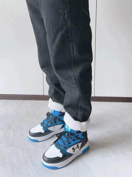 【运动板鞋】正品Under Armour安德玛儿童中帮防撞耐磨运动板鞋 2441308【安德玛专场】 商品图8