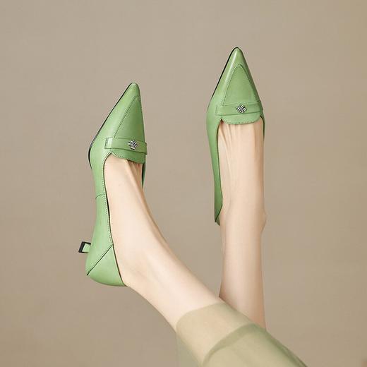 【预售5天】超软法式通勤擦色牛皮浅口单鞋气质尖头山茶花小皮鞋女YS&7205 商品图4