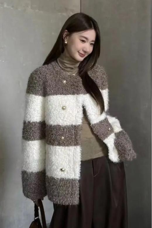 LNNNS 咖色圆领小香风毛绒外套 19879 商品图1