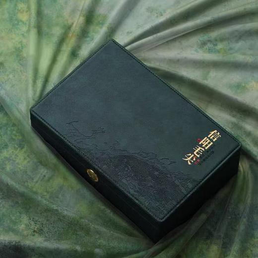 头采皮盒【毛尖 四罐＋勺】65元一套/一件12套/约装7/8两左右 商品图1