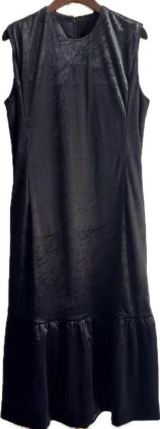 Toteme，黑色背心丝绒连衣裙。 自己备注号码 商品图4