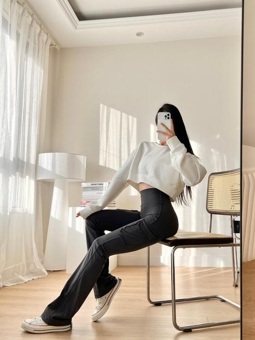 Lululemon/露露Everlux女士运动高腰工装口袋微喇裤（SS） 商品图9