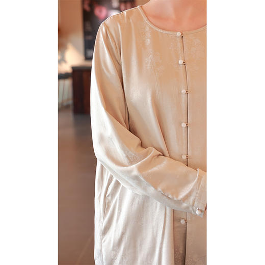 【2026东衣作】新中式衬衣(24710299霜地-设计师) 商品图3