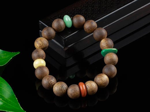 XY0122沉香翡翠多宝四季平安手串 商品图4