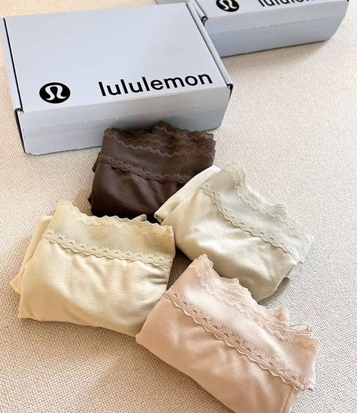 原单正品 Lululemon100支兰精莫代尔女士内裤，尺码：均码(80-145)
一盒四条 商品图0