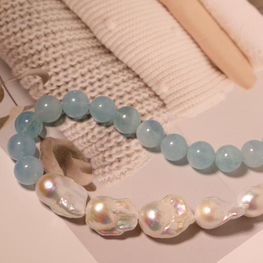 甄珠贝 很梦幻的一串项链 大巴，约13mm，chao油亮，滑皮，ji光炫彩+海蓝宝水晶11mm 商品图1