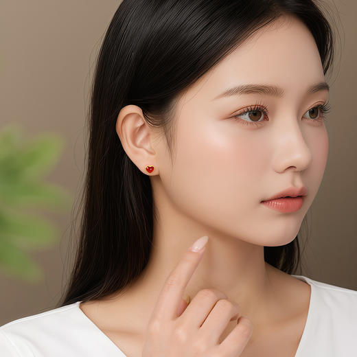 东方国色 黄金耳饰小红心耳钉 足金方块耳饰女士礼物【按克计价黄金3】MEMORA诗普琳GE228802、GE230302、GE230402 商品图3