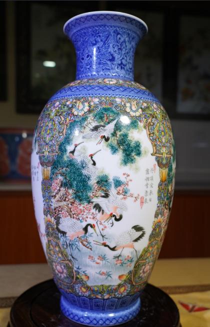 釉中彩综合装饰图案开窗花鸟发口瓶 商品图0