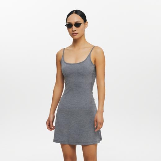 oneup运动弹力吊带连衣裙 商品图1