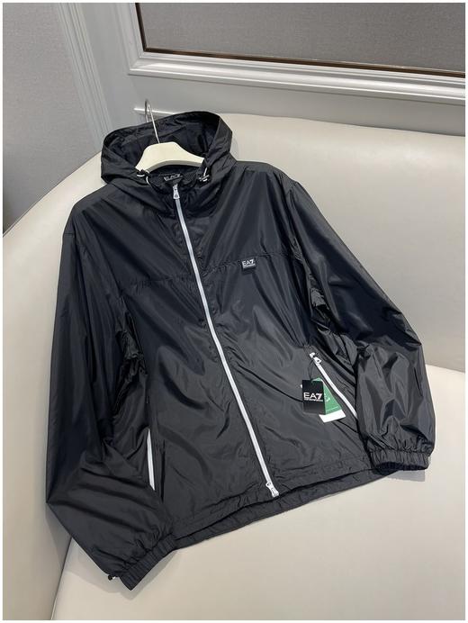 纯元。阿玛ni EA7春季薄款连帽夹克外套 商品图0